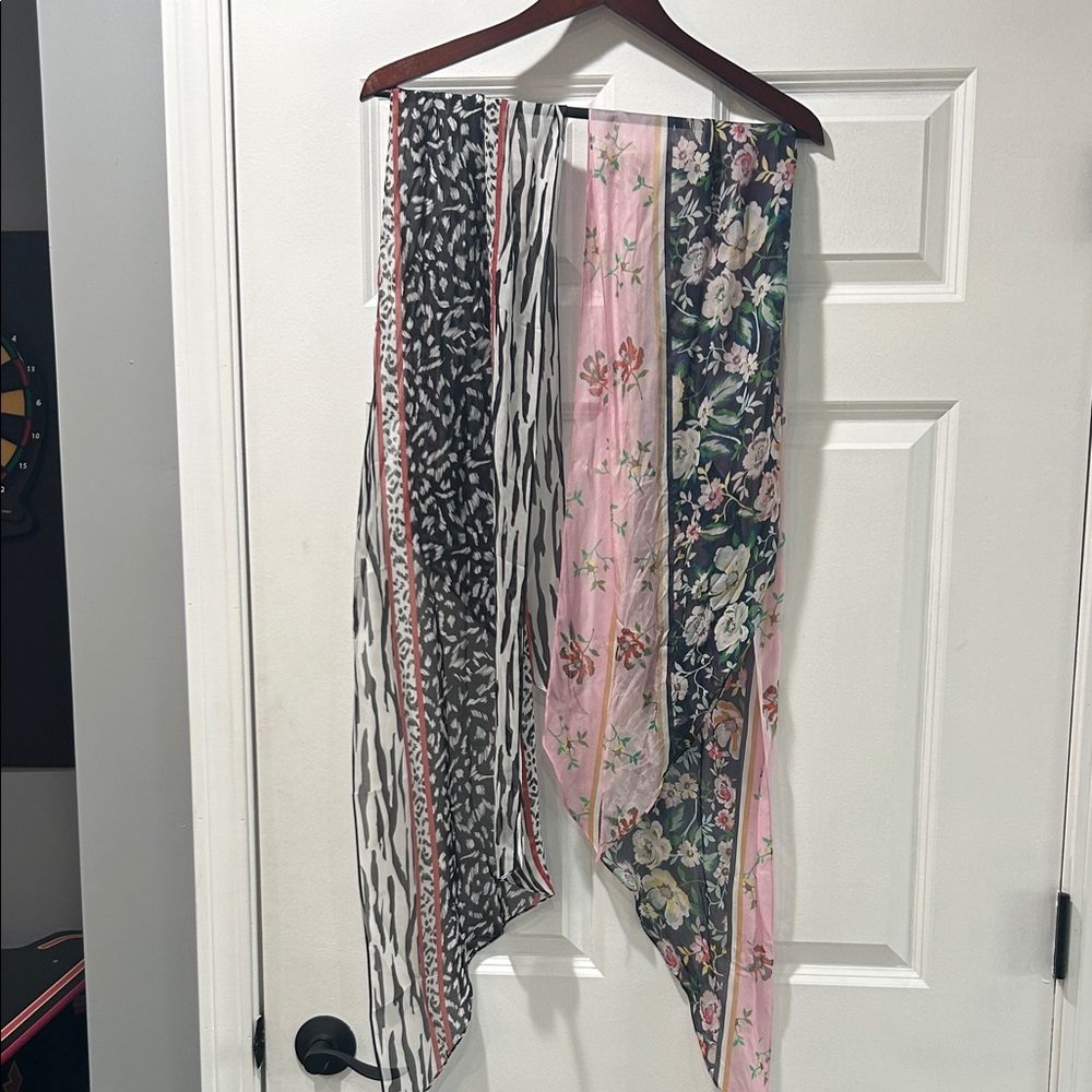 💕💕 CAbi Multicolor Floral and Animal Print Scarves (pair)